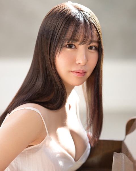 黒島玲衣